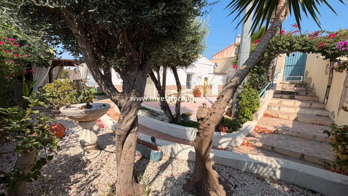 Verkoop - Villa - Orihuela Costa - Inland