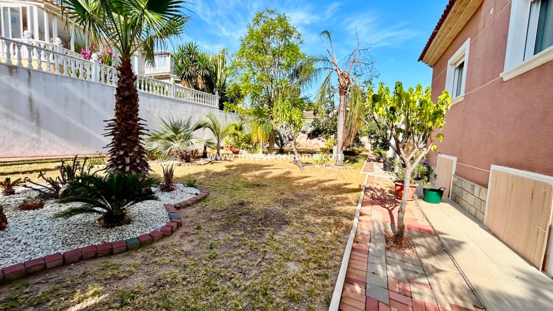 Verkoop - Villa - Orihuela Costa - Inland