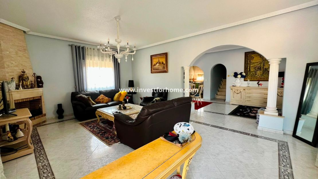 Verkoop - Villa - Orihuela Costa - Inland