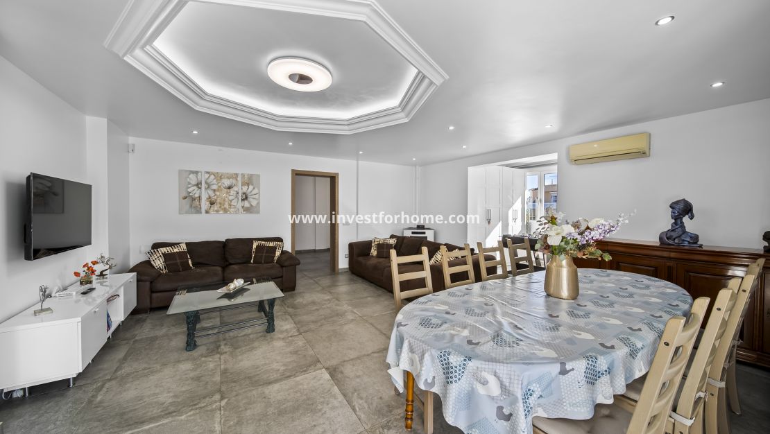 Verkoop - Villa - Orihuela Costa - La Zenia