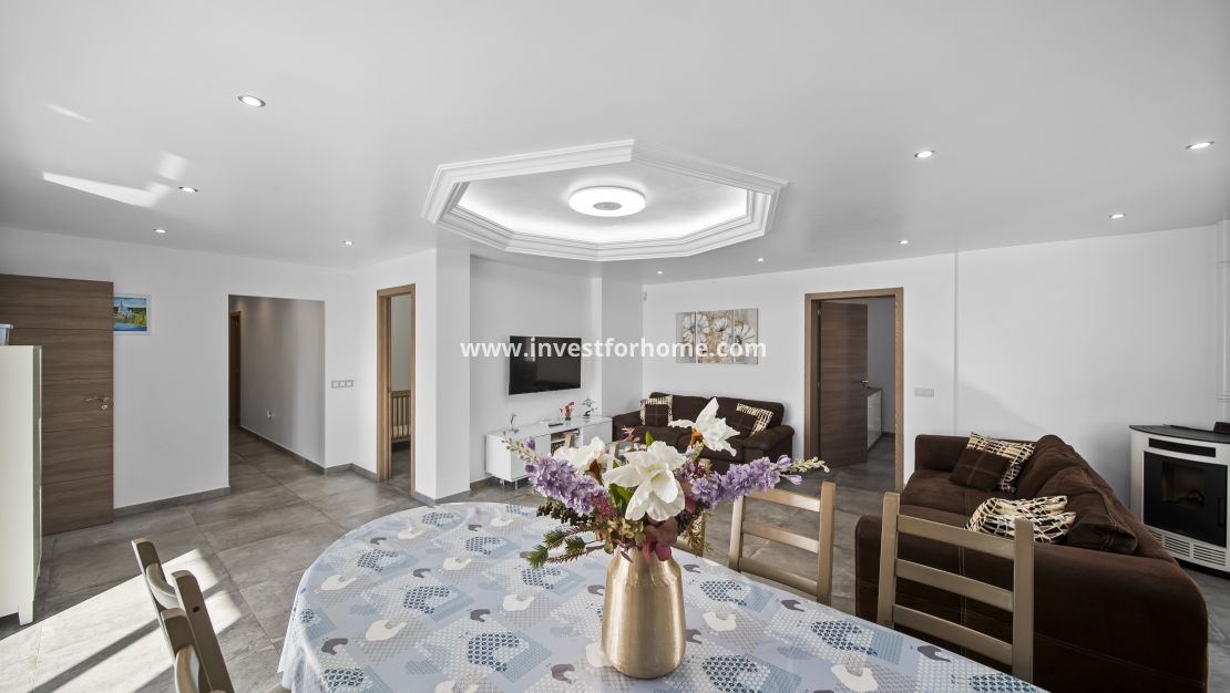 Verkoop - Villa - Orihuela Costa - La Zenia