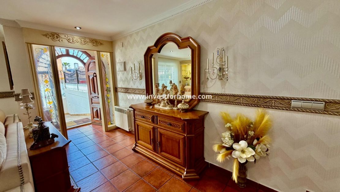 Verkoop - Villa - Orihuela Costa - La Zenia