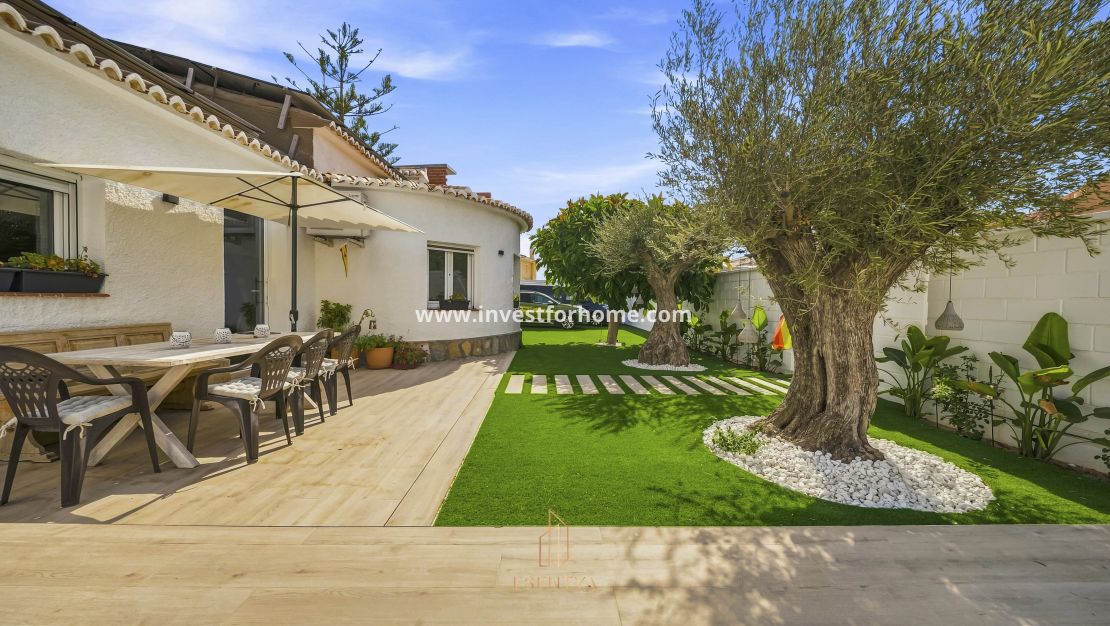 Verkoop - Villa - Orihuela Costa - La Zenia