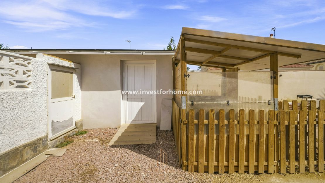 Verkoop - Villa - Orihuela Costa - La Zenia