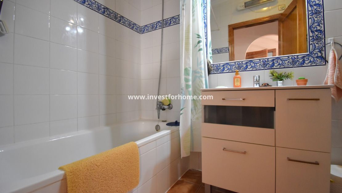 Verkoop - Villa - Orihuela Costa - La Zenia