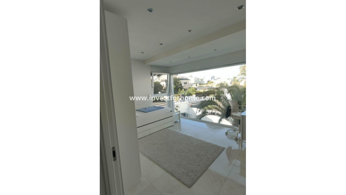 Verkoop - Villa - Orihuela Costa - La Zenia