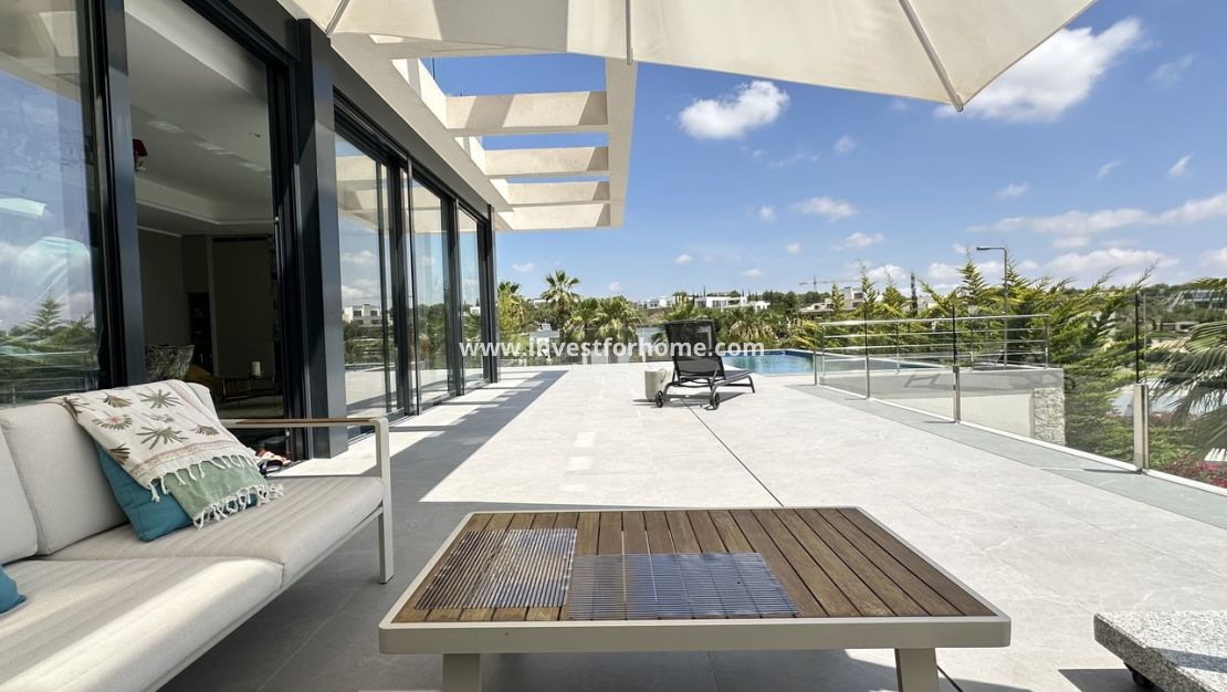 Verkoop - Villa - Orihuela Costa - Las Colinas Golf