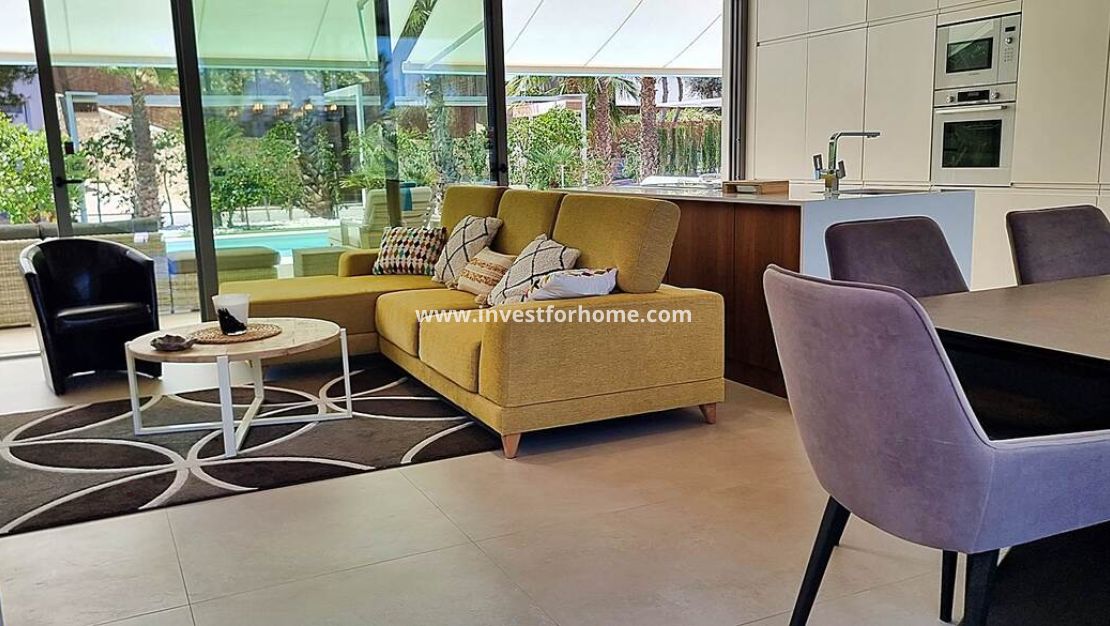 Verkoop - Villa - Orihuela Costa - Las Colinas Golf