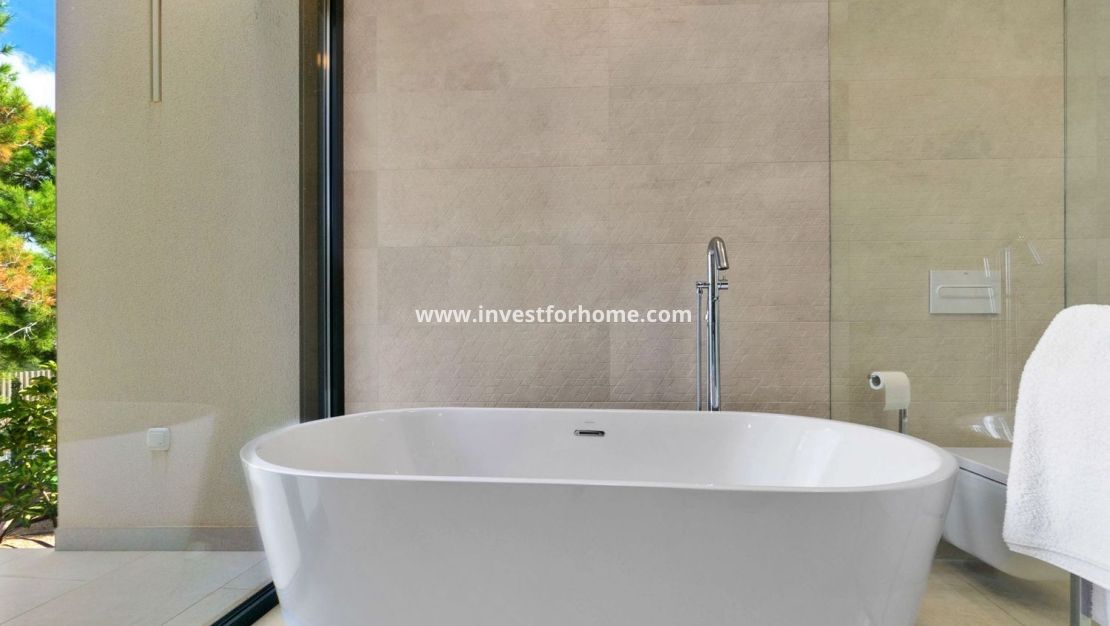 Verkoop - Villa - Orihuela Costa - Las Colinas Golf