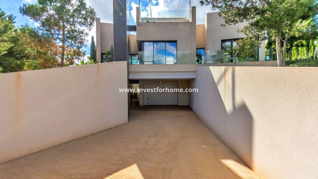 Verkoop - Villa - Orihuela Costa - Las Colinas Golf