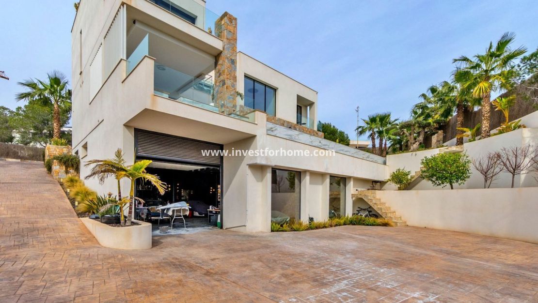 Verkoop - Villa - Orihuela Costa - Las Colinas Golf