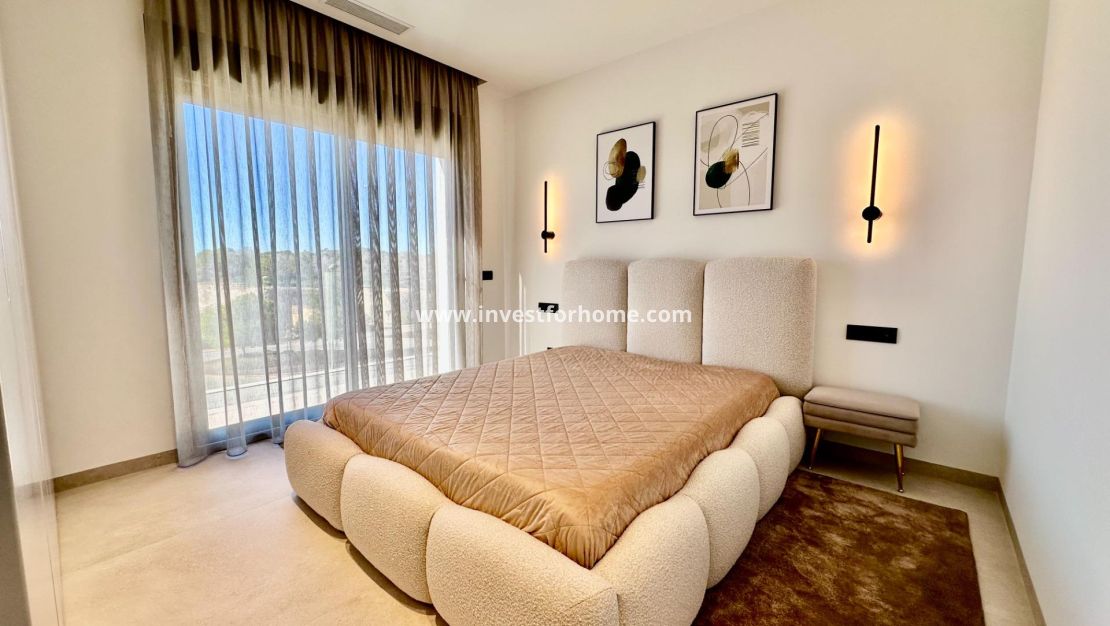 Verkoop - Villa - Orihuela Costa - Las Colinas Golf