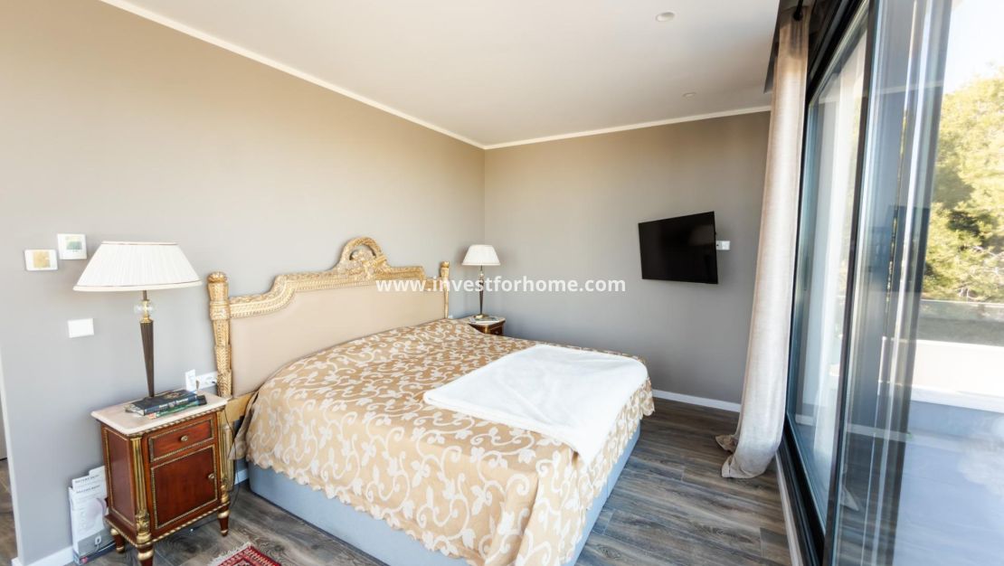 Verkoop - Villa - Orihuela Costa - Las Colinas Golf