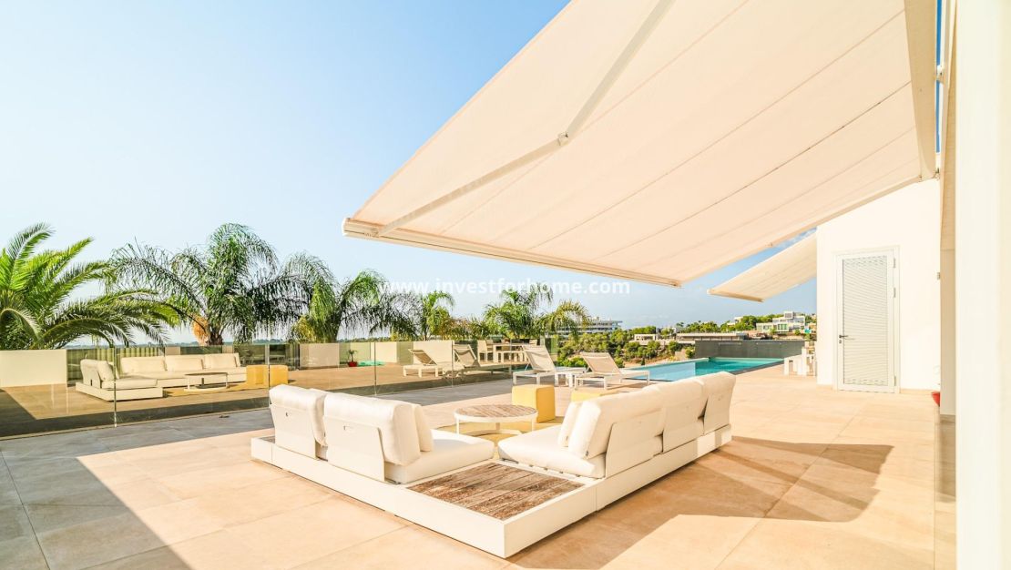 Verkoop - Villa - Orihuela Costa - Las Colinas Golf