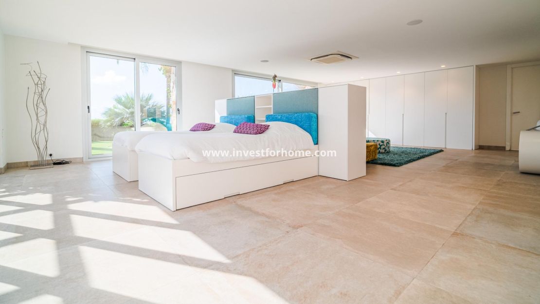 Verkoop - Villa - Orihuela Costa - Las Colinas Golf