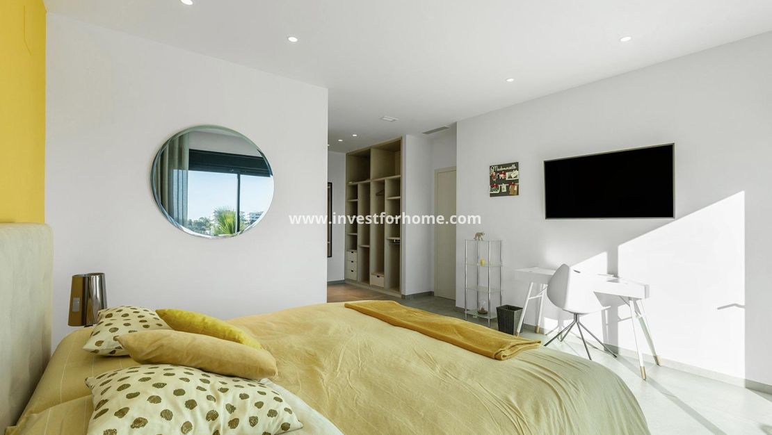 Verkoop - Villa - Orihuela Costa - Las Colinas Golf