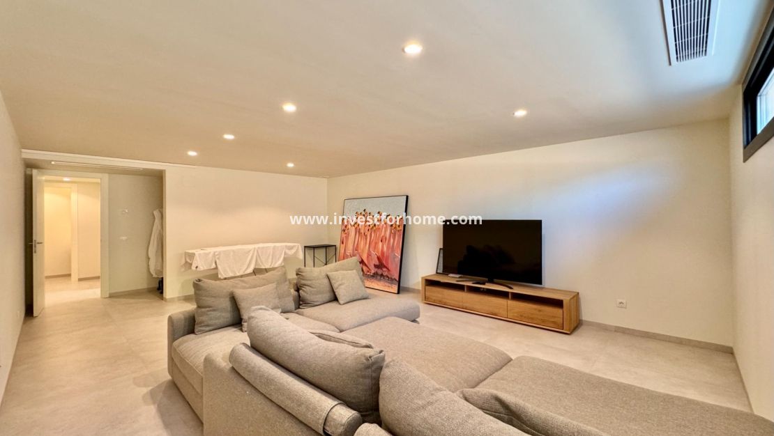 Verkoop - Villa - Orihuela Costa - Las Colinas Golf