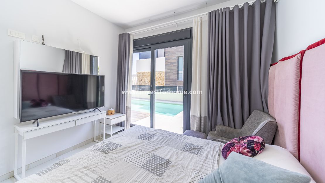 Verkoop - Villa - Orihuela Costa - Lomas De Cabo Roig