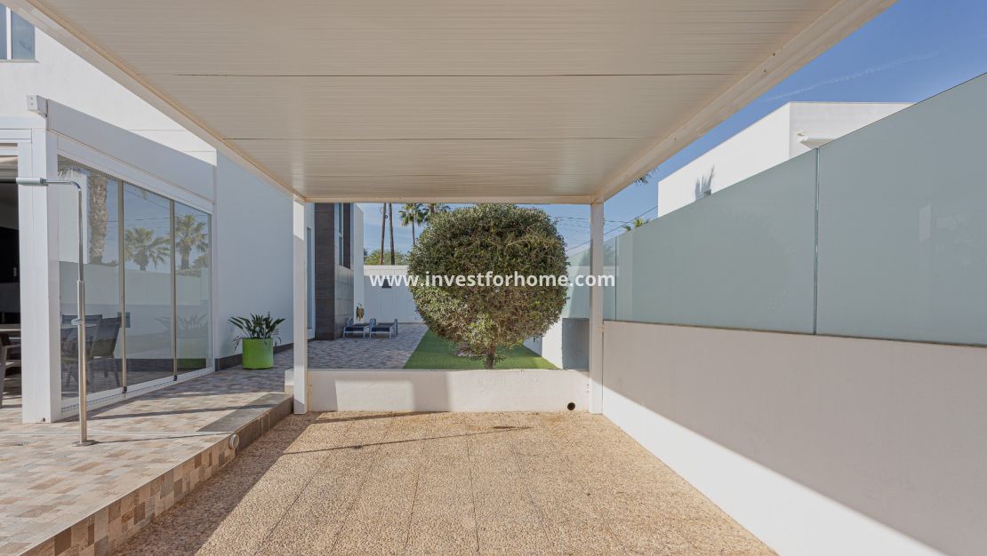 Verkoop - Villa - Orihuela Costa - Lomas De Cabo Roig