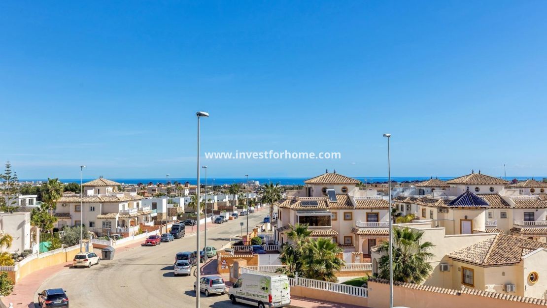 Verkoop - Villa - Orihuela Costa - Lomas de Cabo Roig