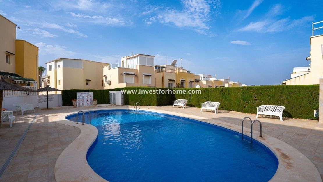 Verkoop - Villa - Orihuela Costa - Los Almendros-la Florida