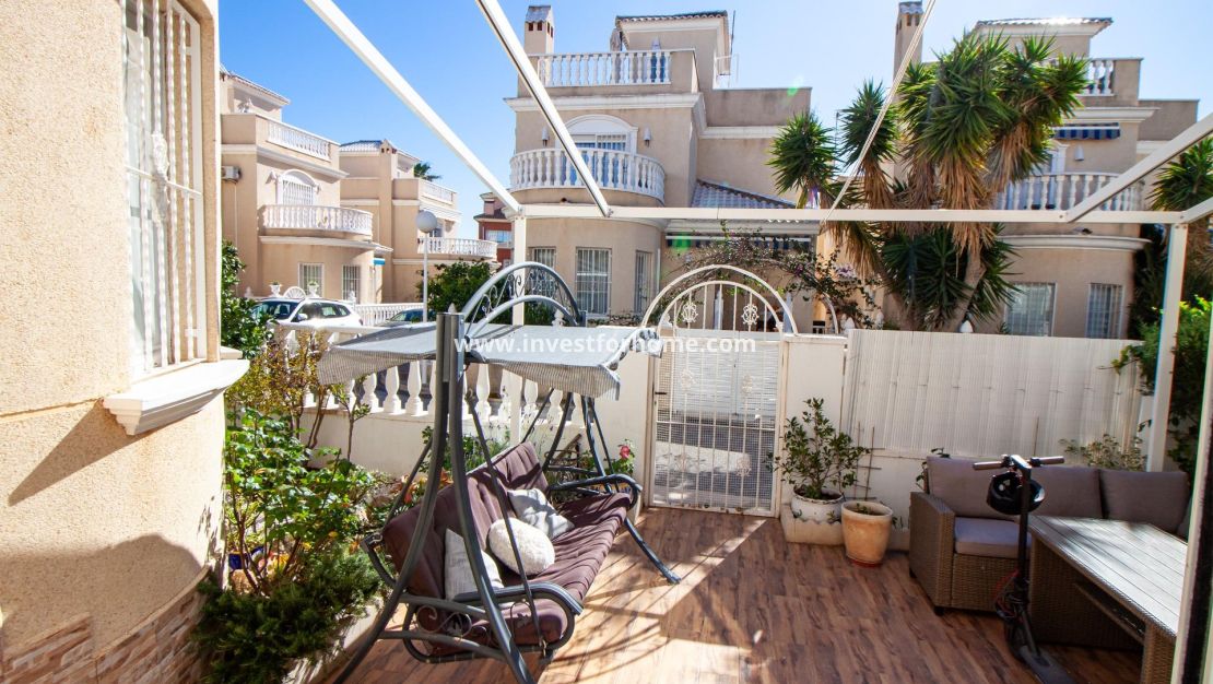 Verkoop - Villa - Orihuela Costa - Los Almendros-la Florida