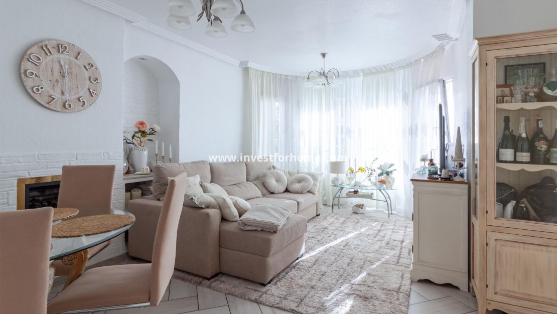 Verkoop - Villa - Orihuela Costa - Los Almendros-la Florida