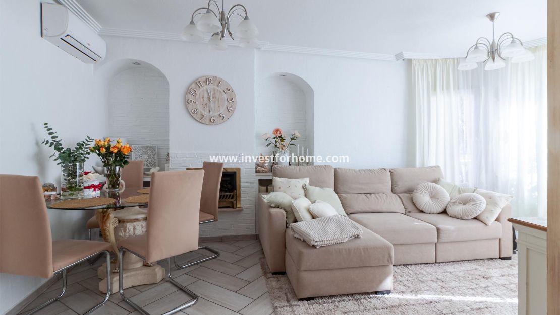 Verkoop - Villa - Orihuela Costa - Los Almendros-la Florida