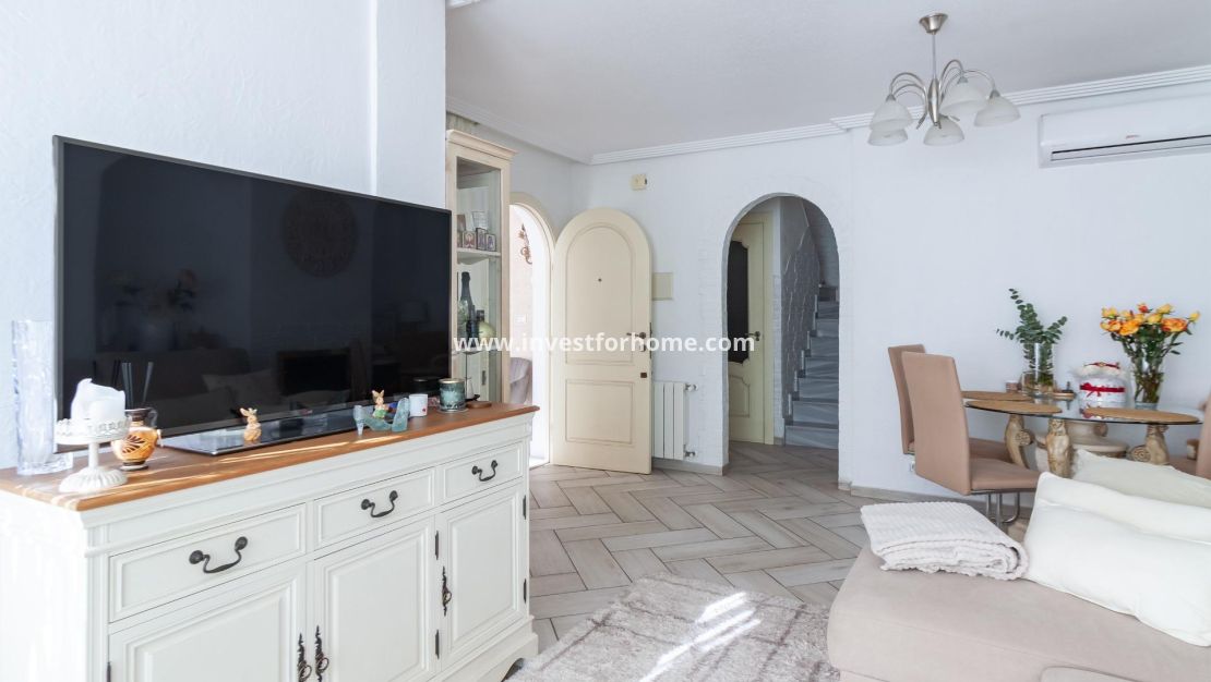 Verkoop - Villa - Orihuela Costa - Los Almendros-la Florida