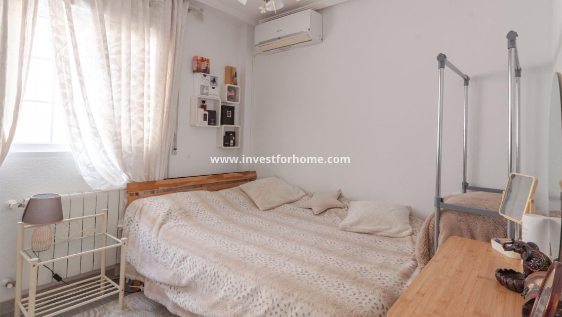 Verkoop - Villa - Orihuela Costa - Los Almendros-la Florida