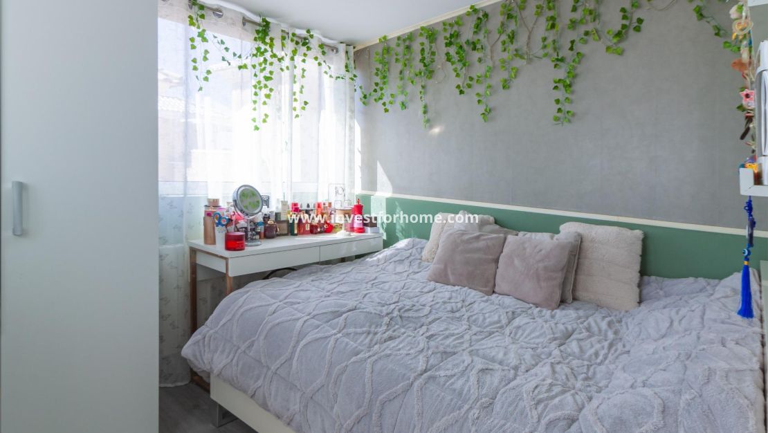 Verkoop - Villa - Orihuela Costa - Los Almendros-la Florida