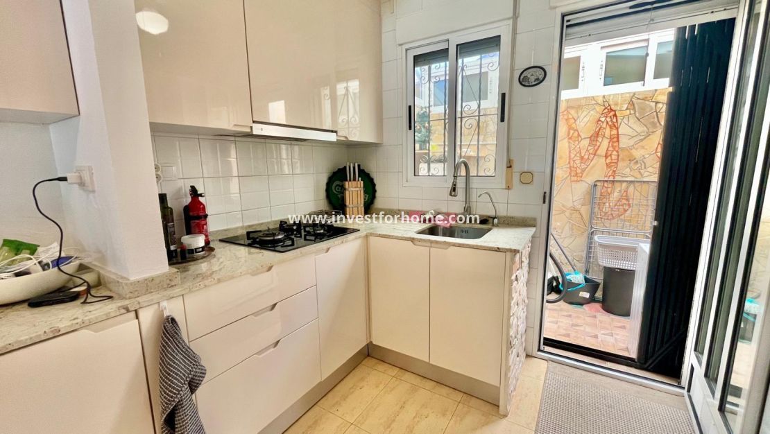 Verkoop - Villa - Orihuela Costa - Los Almendros-la Florida