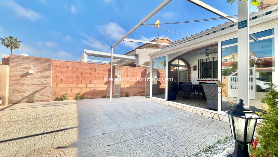 Verkoop - Villa - Orihuela Costa - Los Almendros-la Florida