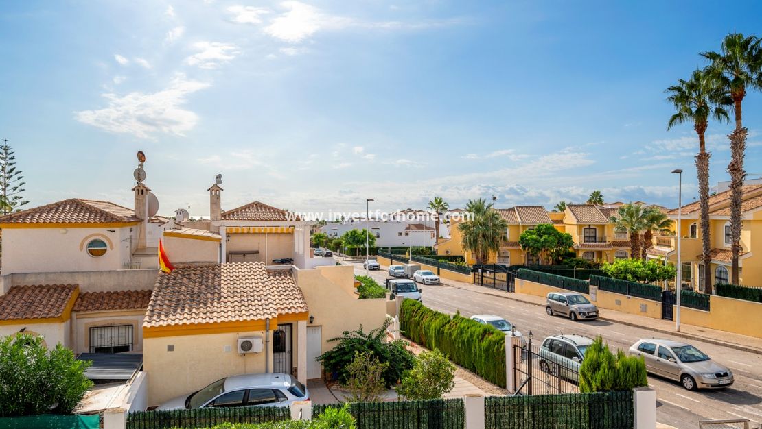 Verkoop - Villa - Orihuela Costa - Los Dolses