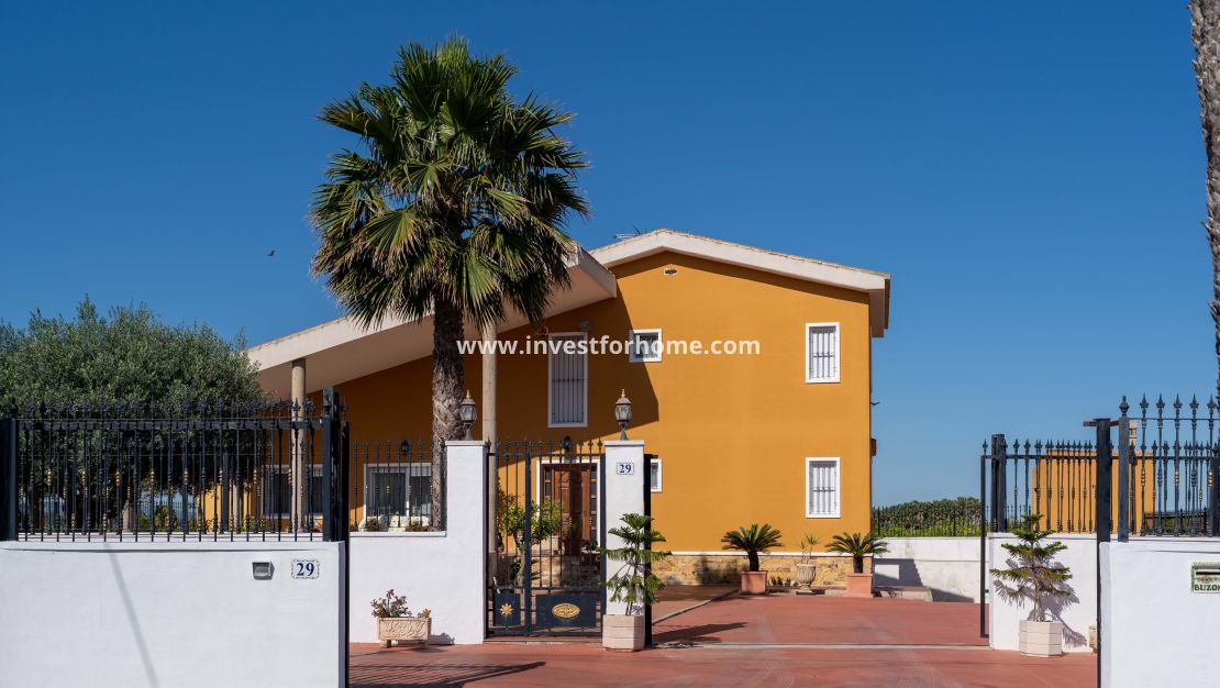Verkoop - Villa - Orihuela Costa - Orihuela