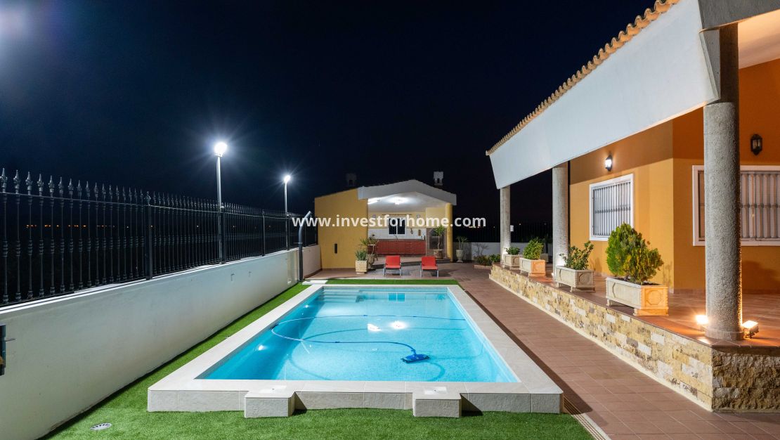 Verkoop - Villa - Orihuela Costa - Orihuela