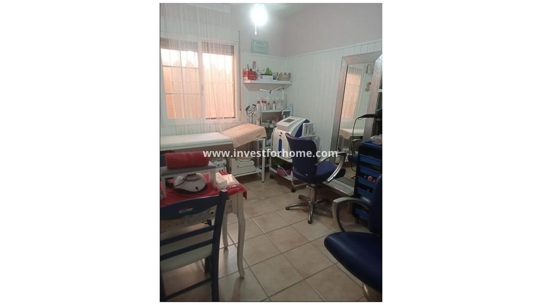 Verkoop - Villa - Orihuela Costa - Playa Flamenca