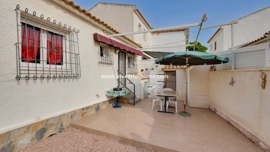 Verkoop - Villa - Orihuela Costa - Playa Flamenca