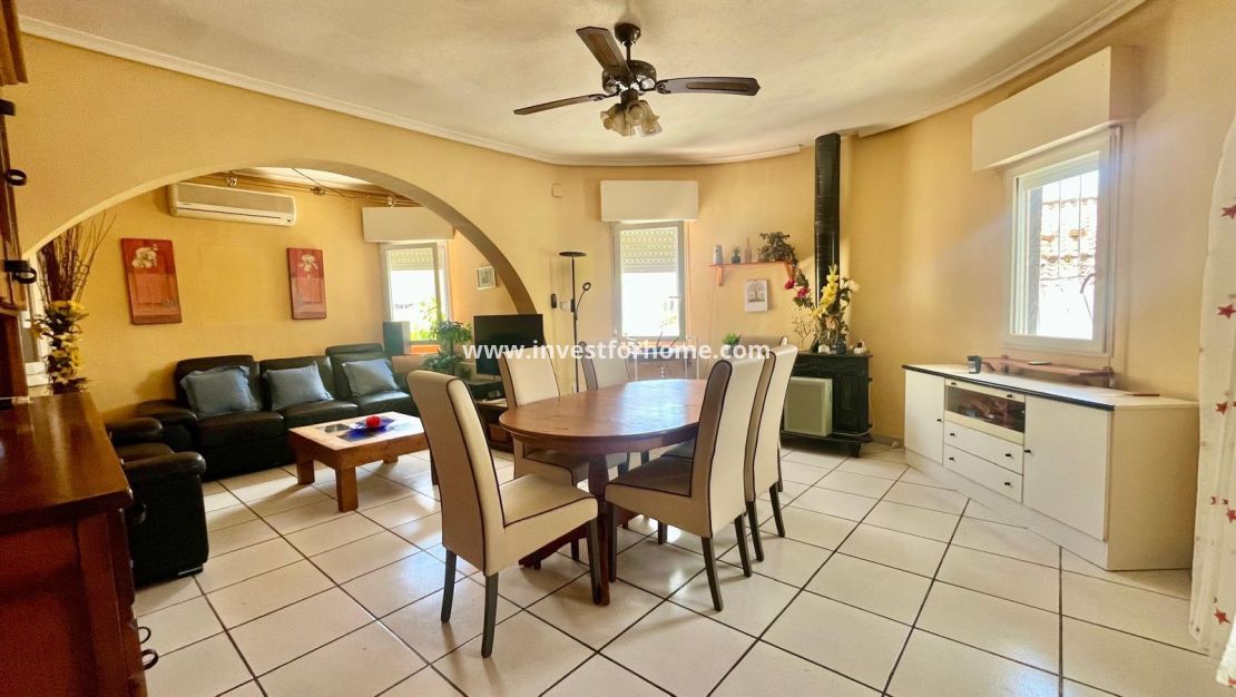Verkoop - Villa - Orihuela Costa - Playa Flamenca