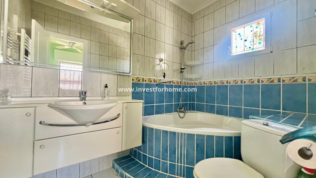 Verkoop - Villa - Orihuela Costa - Playa Flamenca