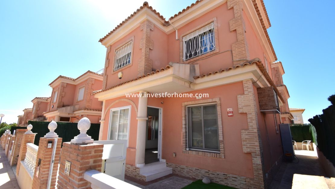 Verkoop - Villa - Orihuela Costa - Playa Flamenca