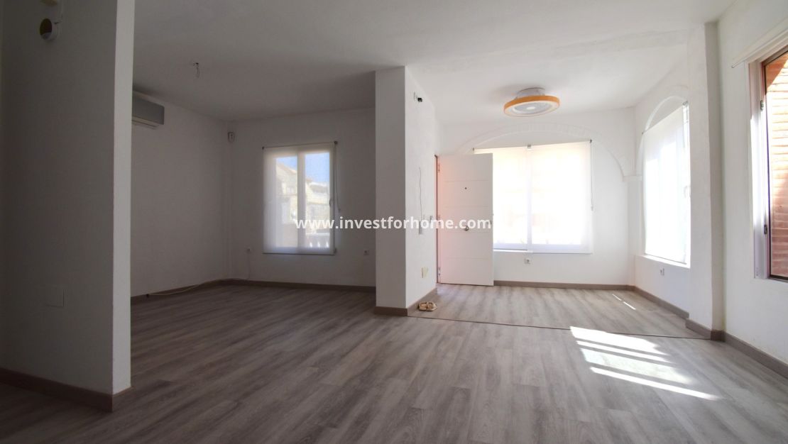 Verkoop - Villa - Orihuela Costa - Playa Flamenca