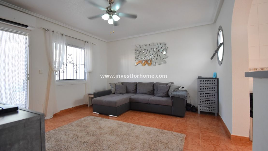 Verkoop - Villa - Orihuela Costa - Playa Flamenca