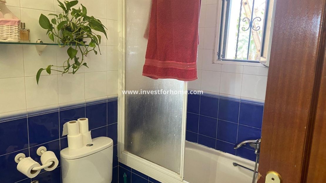 Verkoop - Villa - Orihuela Costa - Punta Prima