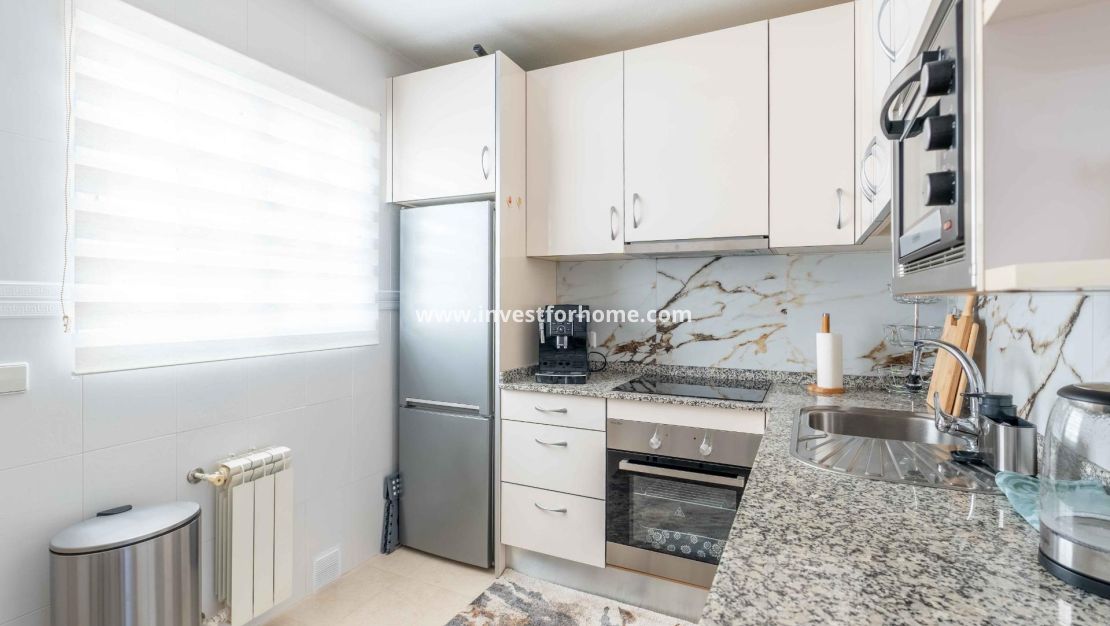 Verkoop - Villa - Orihuela Costa - Punta Prima