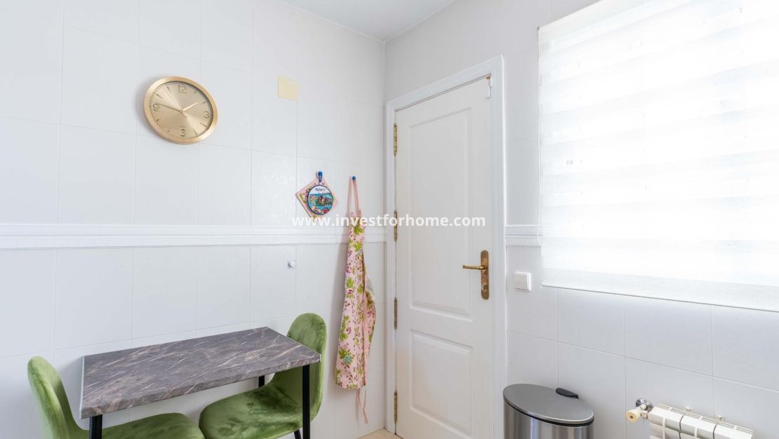 Verkoop - Villa - Orihuela Costa - Punta Prima