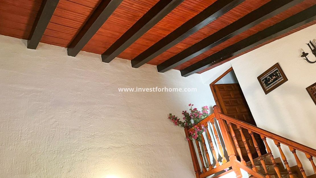 Verkoop - Villa - Orihuela Costa - Punta Prima