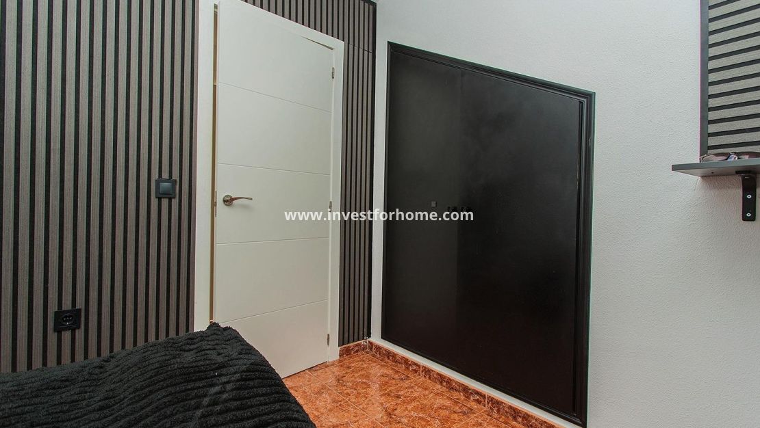 Verkoop - Villa - Orihuela Costa - Urbanización Perla Del Mar