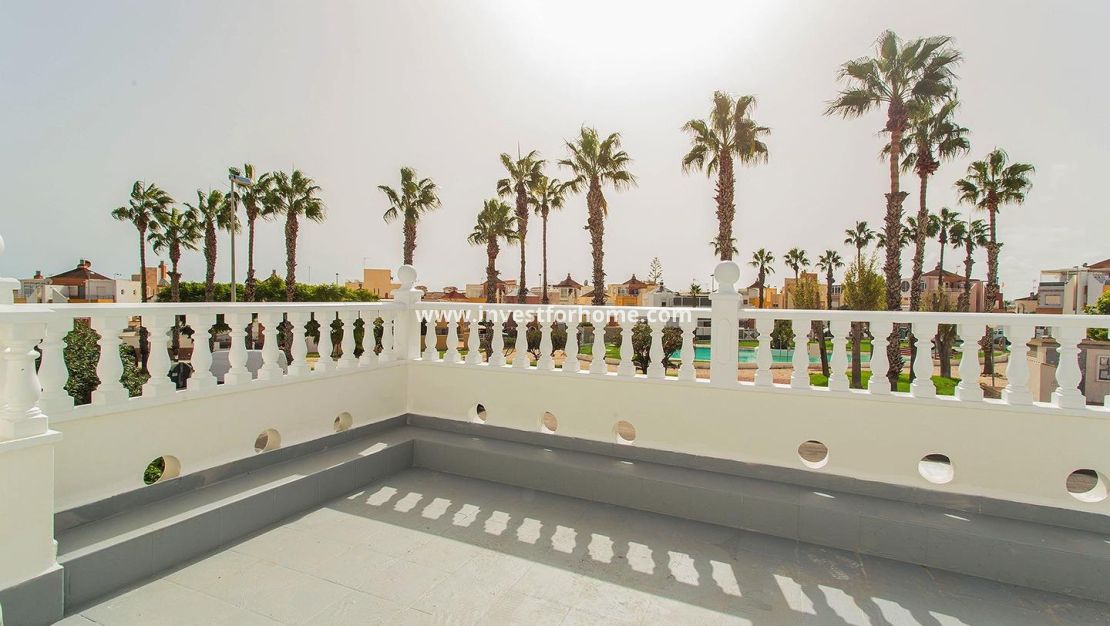 Verkoop - Villa - Orihuela Costa - Urbanización Perla Del Mar