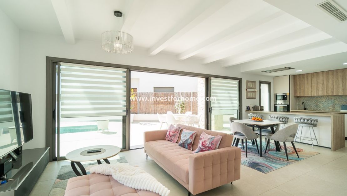 Verkoop - Villa - Orihuela Costa - Villamartin Golf